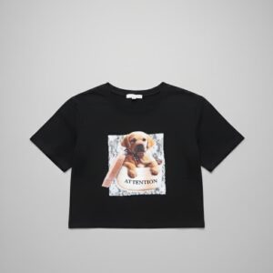 Camiseta negra con estampado de perro