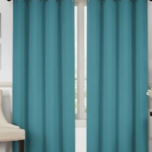 Cortinas (1panel) opacas de color verde azulado con ojales.
