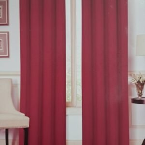 Cortinas (1panel)de color rojo, tipo blackout con ojales para colgar en un cortinero