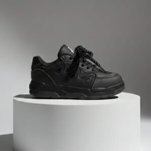 Tenis con silueta robusta