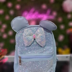 Mini mochila con diseño de orejas y lazo de lentejuelas inspirada en Minnie Mouse, similar a los modelos de Disney.