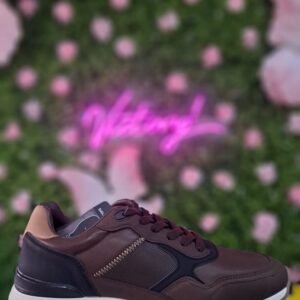 Zapatillas modelo Salamander Leano 31-48801-24 en color marrón