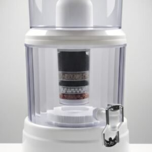 Filtro purificador de agua por gravedad de encimera de capacidades como 14 litros.