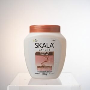 Crema de tratamiento capilar de la marca Skala modelo Expert Bomba de Biotina.