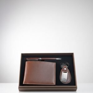 Conjunto de regalo para hombre incluye una billetera de cuero sintético, un bolígrafo elegante y un llavero a juego