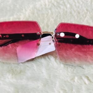 Gafas de sol cuadrados sin marco marca Issa Bella con lentes degradados de color rosa.