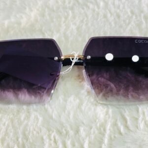 Gafas de sol que se muestran son de la marca Cocoim modelo D4124.