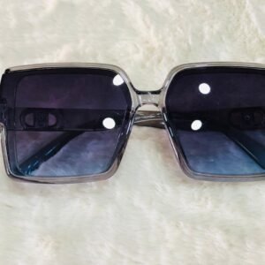 Gafas de sol Coreanas Square D con protección UV400 y lentes polarizadas, modelo F8150.