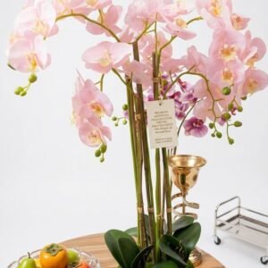 Arreglo floral de orquídeas artificiales