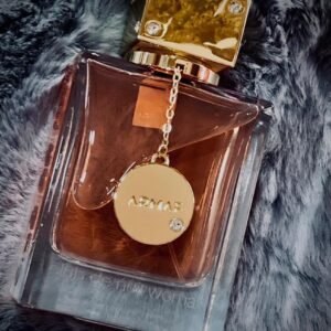 Perfume Armaf Club de Nuit Woman, una fragancia floral frutal para mujer con aroma cítrico y elegante.
