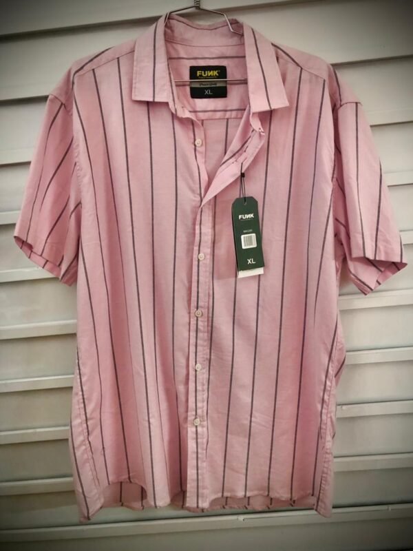 Camisa de manga corta para hombre a rayas
