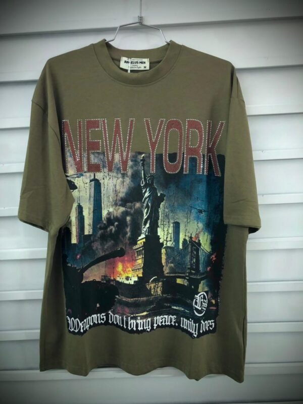 Camisa con estampado gráfico de Nueva York con la Estatua de la Libertad.