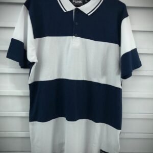 Camisa tipo polo para hombre de la marca Punk, con diseño de rayas horizontales gruesas en azul marino y blanco.