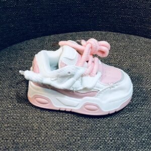 Zapato deportivo de estilo urbano