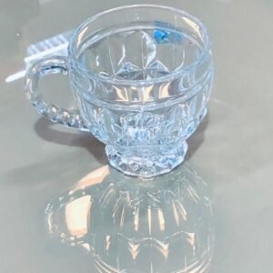 Juego de 6 tazas de café o té, fabricadas en cristal de plomo lapidado con una capacidad de 200ml.