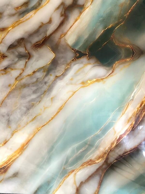 Papel tapiz 60x60cm de diseño estilo mármol en tonos verde azulado, blanco y dorado