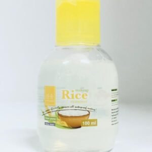 Desmaquillante con vitamina C de arroz de la marca Viu, disponible en formato de 100 ml.