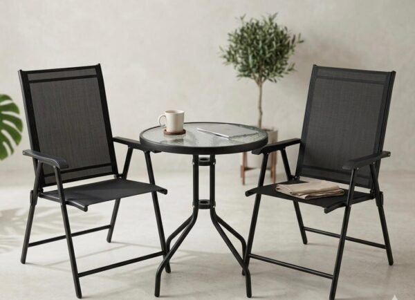 Juego de mesa que incluye dos sillas plegables y mesa con superficie de cristal