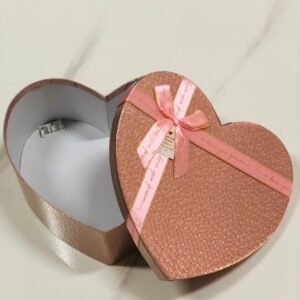 Caja dura para regalo en forma de corazón