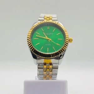 Reloj Timex Legacy de 36 mm con esfera verde y brazalete bicolor