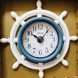 Reloj de pared con diseño de timón de barco