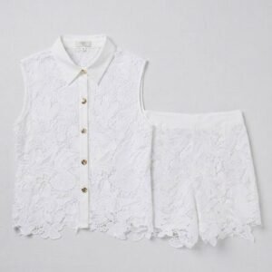 Conjunto de Blusa y Falda de Encaje Blanco