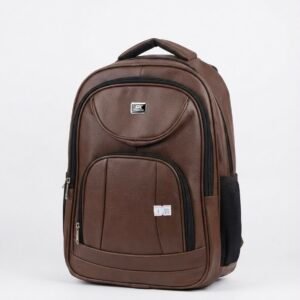 Mochila de viaje marrón