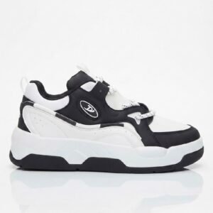 Zapatilla deportiva blanca y negra