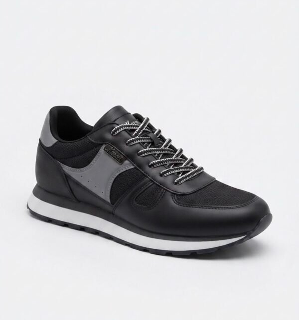 Zapatilla Deportiva Negra y Gris