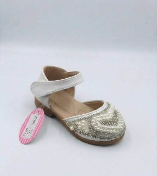 Sandalia infantil blanca con pedrería
