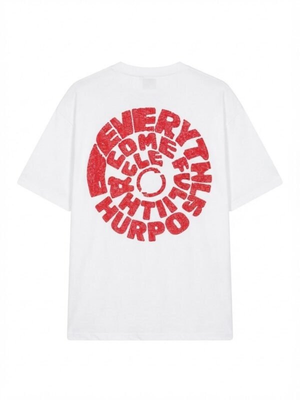 Camiseta blanca con estampado circular rojo