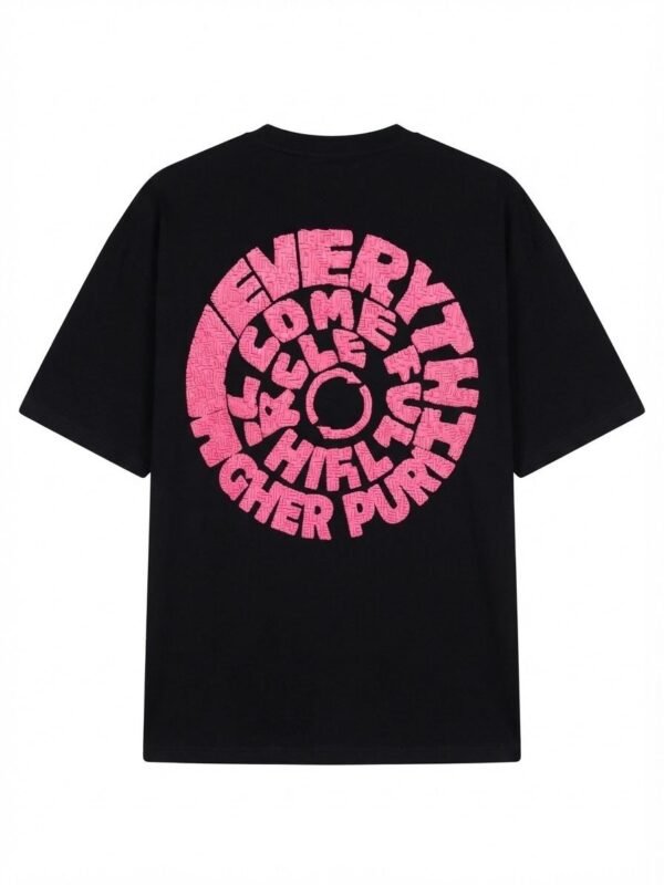 Camiseta negra con estampado circular rosa